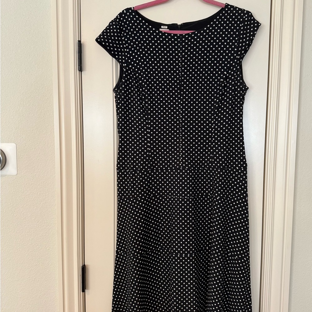 Anne Klein Dark Navy Polka Dot Drop Waist
Midi Dress